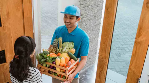 War of the Supermarkets: Battle for Last Mile Delivery